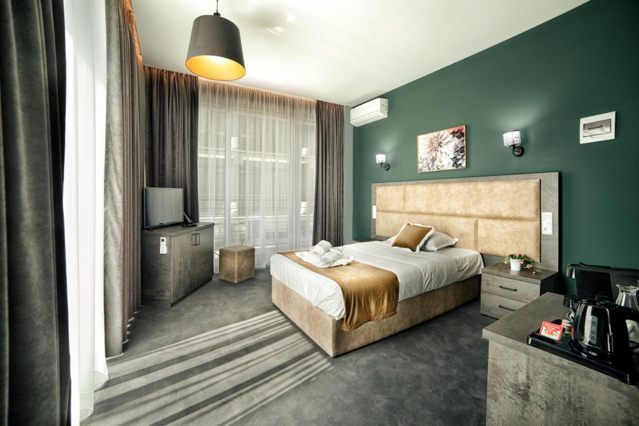 Hotel Nordic Twins & Wellness Radauti Exterior foto