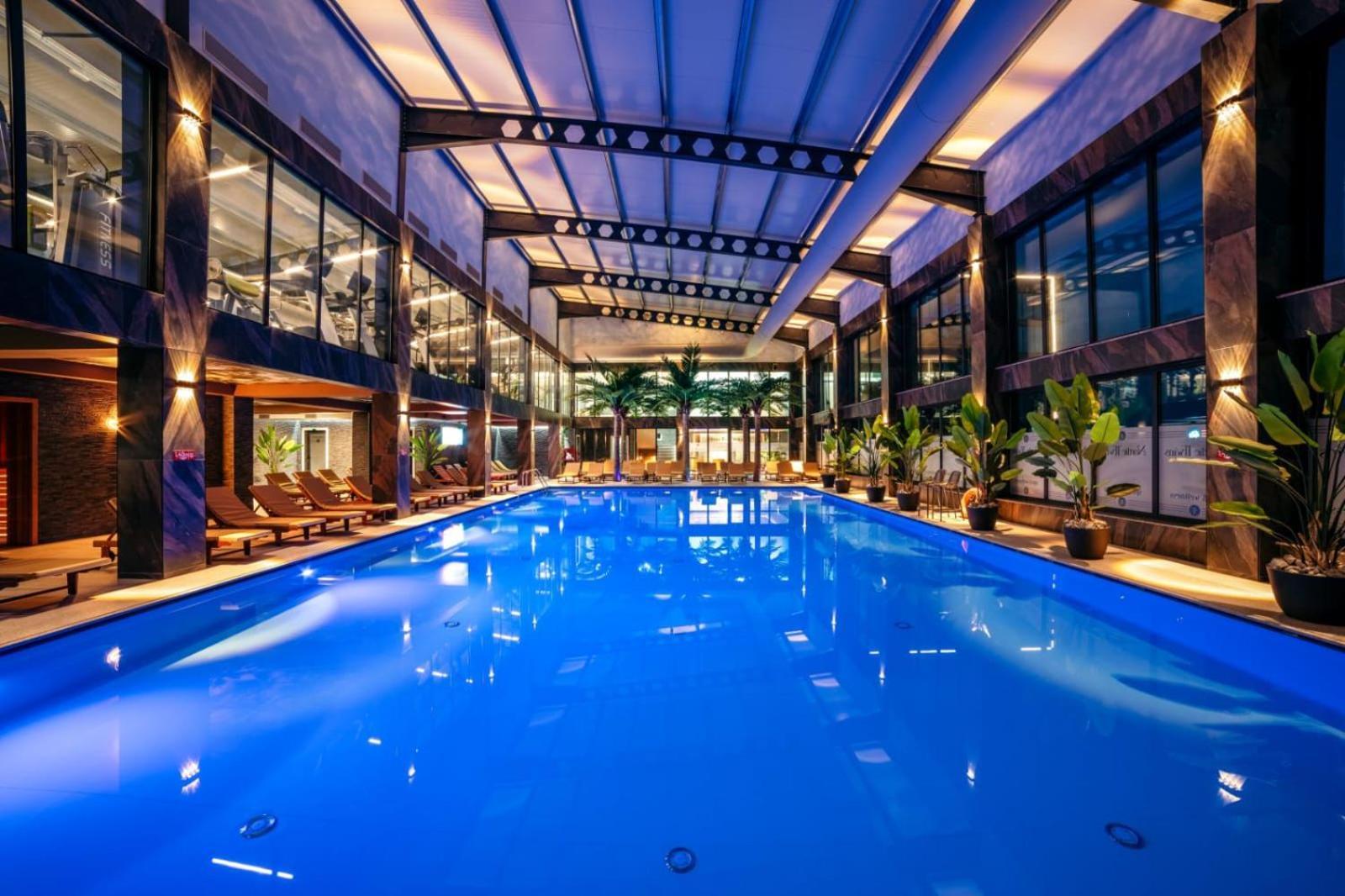 Hotel Nordic Twins & Wellness Radauti Exterior foto
